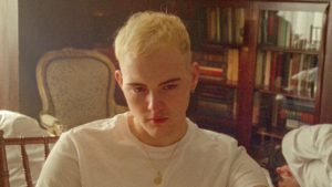 Read more about the article Falling Lyrics  –  Trevor Daniel