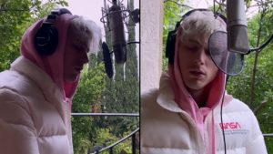 Pretty Toxic Revolver Lyrics