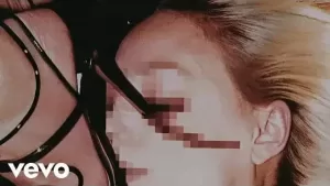 If-Looks-Could-Kill-Lyrics-Destroy-Lonely