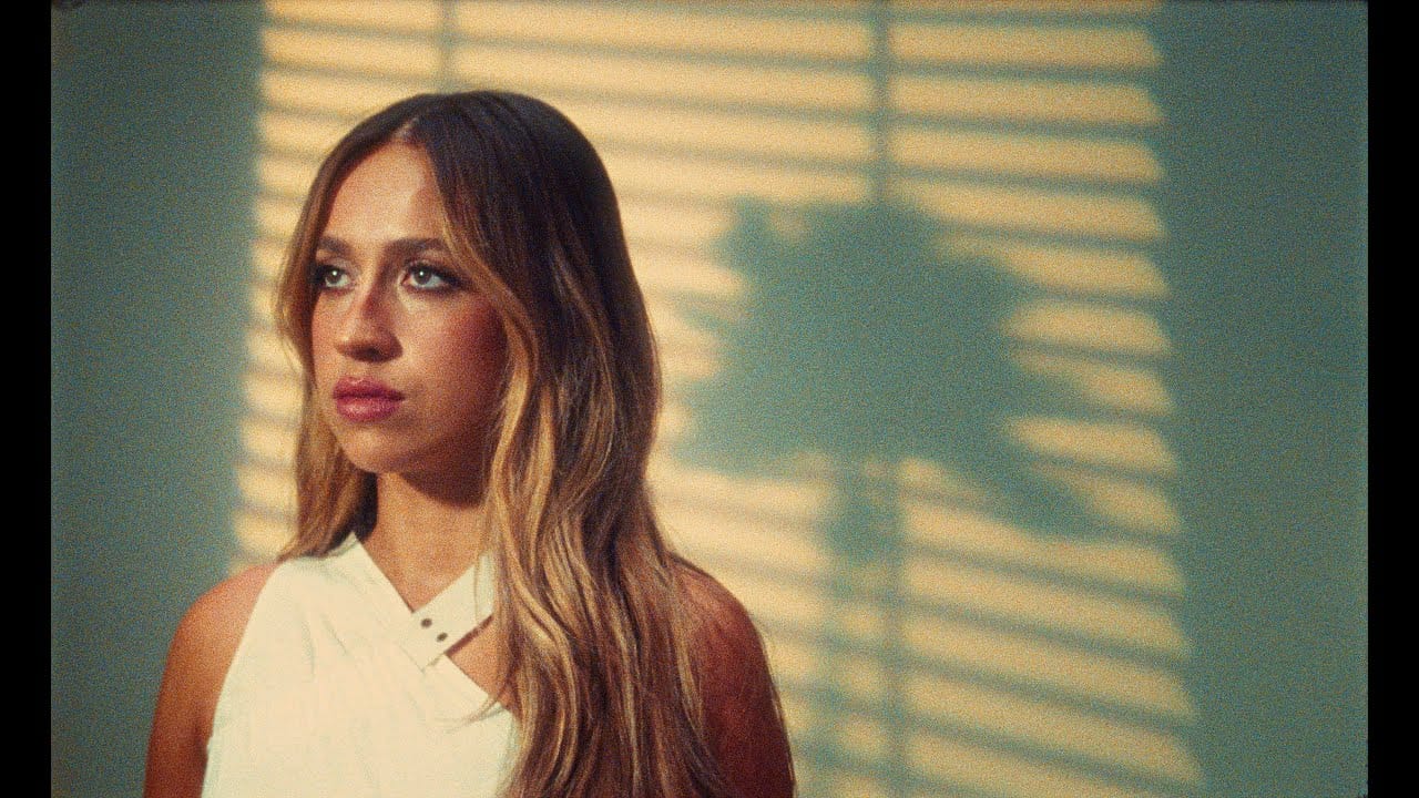 ​plastic-palm-trees-Lyrics