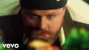 Head-Underwater-Lyrics-Tom-Walker